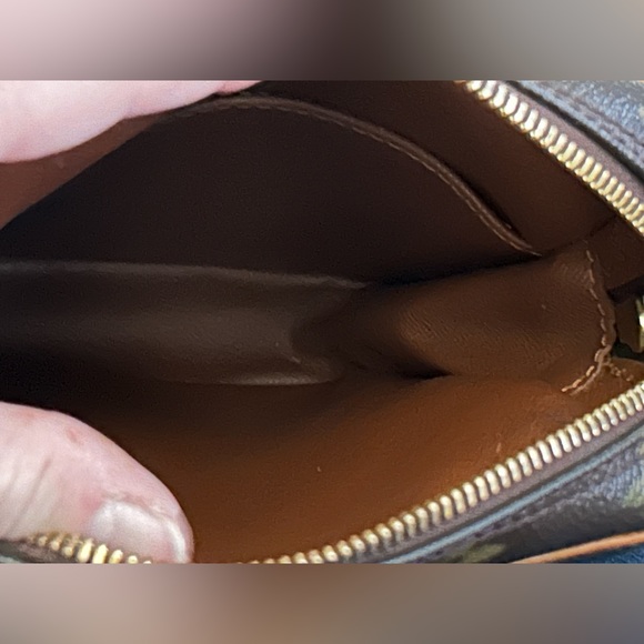 ***SOLD***Authentic Louis Vuitton Danube in lovely vintage condition. - Picture 15 of 16